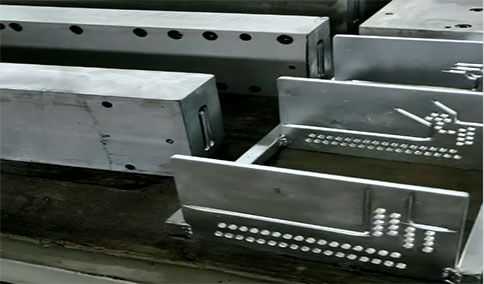 拉挤模具生产的原材料占比剖析