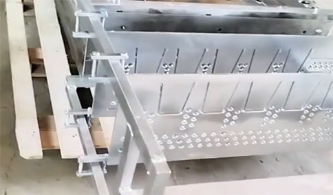 拉挤模具的清理与注胶口处理